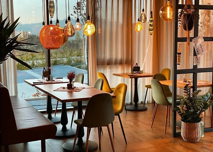 Poellners 20 Min Von Muenchen Hbf Hotell