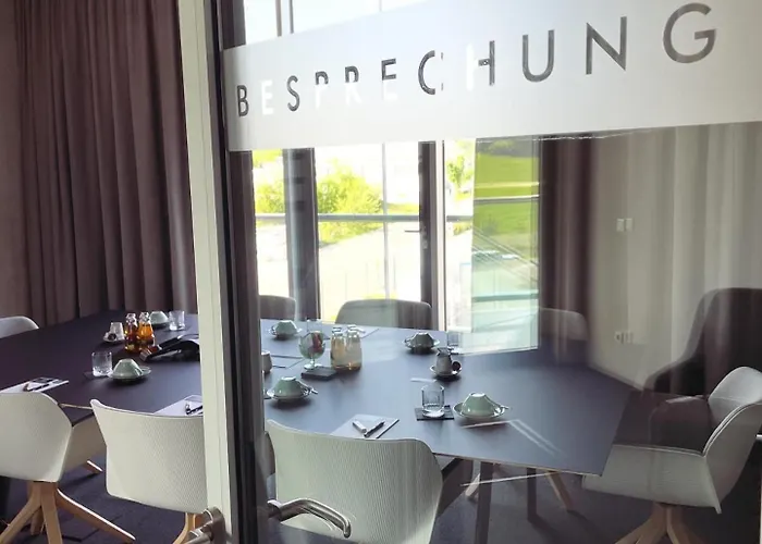 Poellners 20 Min Von Muenchen Hbf Hotell Petershausen