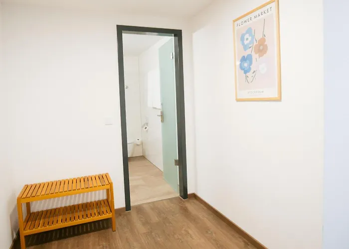 Hotell Poellners 20 Min Von Muenchen Hbf Petershausen