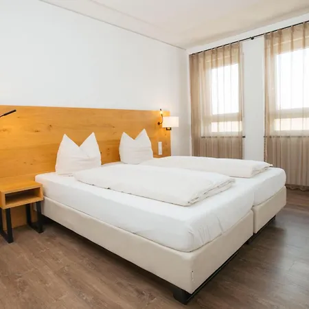 Hotel Poellners 20 Min Von Muenchen Hbf Petershausen