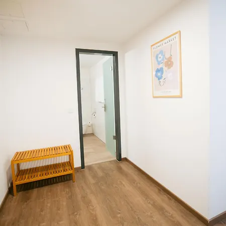 Hotel Poellners 20 Min Von Muenchen Hbf Petershausen